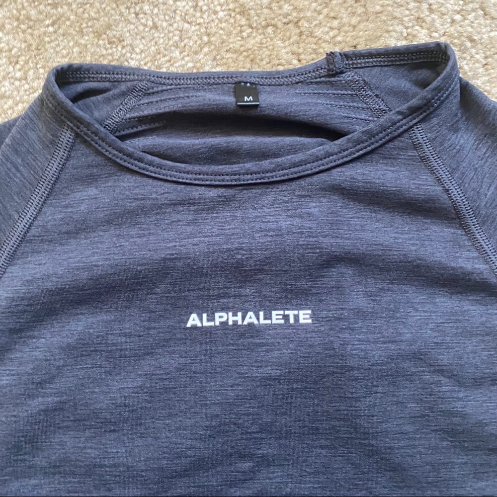 Alphalete Crop Top